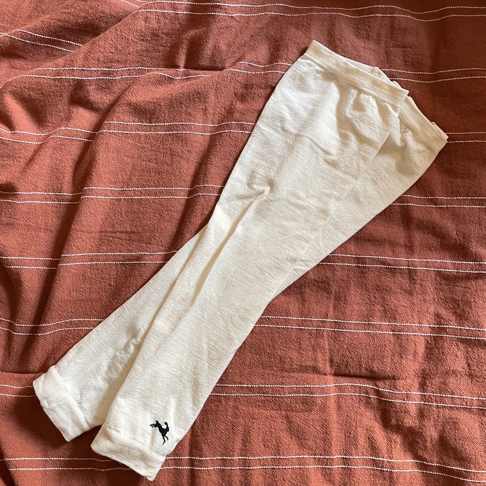 Tracksmith Brighton Arm Warmers in Cream, L/XL